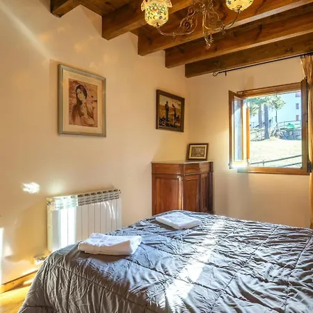 A Pie De Pistas De La Molina (Girona)